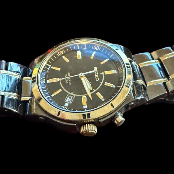 Seiko Kinetic 100M Two-Tone Stainless Steel Men\'s Wristwatch Black Dial Date main image 5